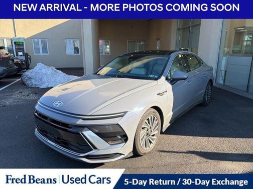 2024 Hyundai SONATA Hybrid Limited
