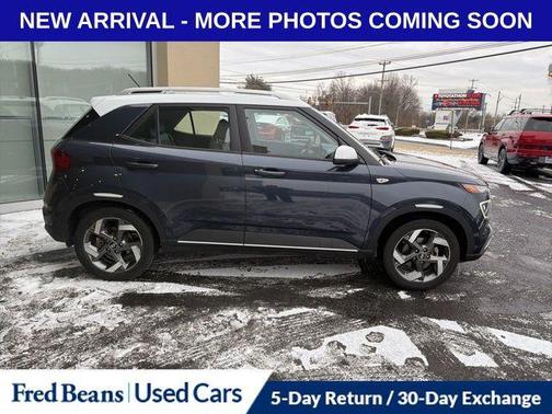 2023 Hyundai VENUE Limited