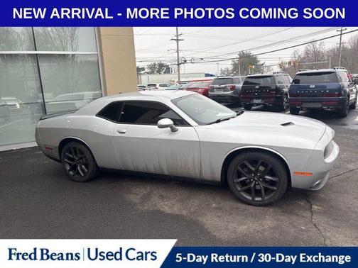 2019 Dodge Challenger SXT