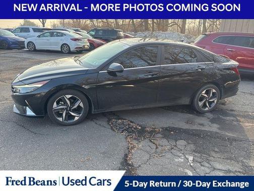 2023 Hyundai ELANTRA Limited