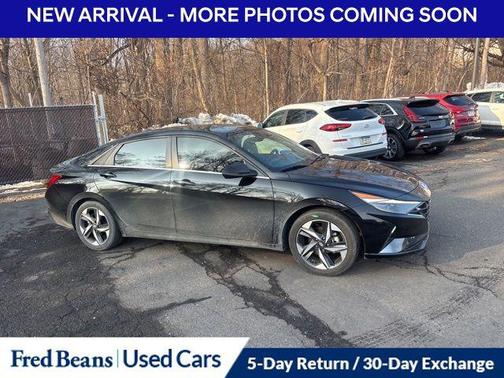 2023 Hyundai ELANTRA Limited