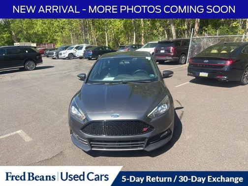 Magnetic 2018 Ford Focus ST