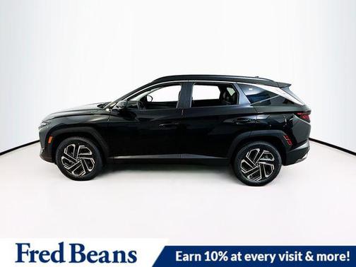 Phantom Black 2026 Hyundai TUCSON SEL Plus