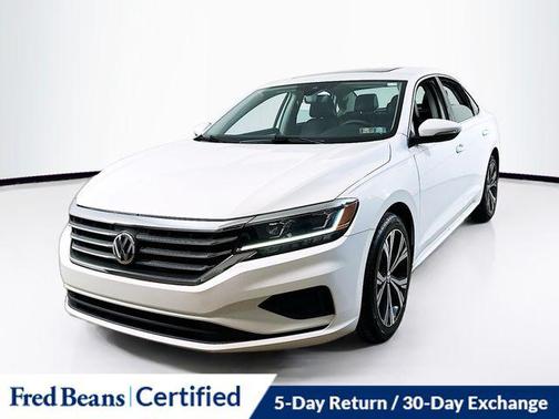 2022 Volkswagen Passat 2.0T SE