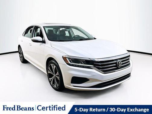 2022 Volkswagen Passat 2.0T SE