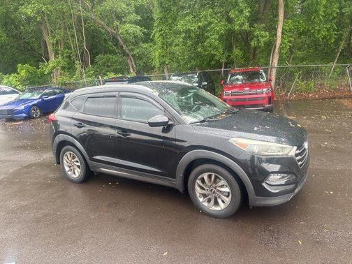 Ash Black 2016 Hyundai TUCSON SE