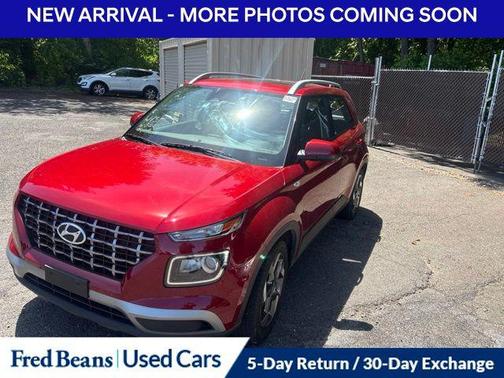 Ultimate Red 2023 Hyundai VENUE SEL