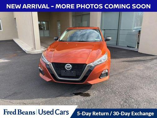 2021 Nissan Altima SR FWD