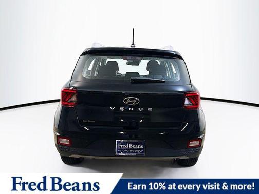 Onyx Black 2026 Hyundai VENUE SEL