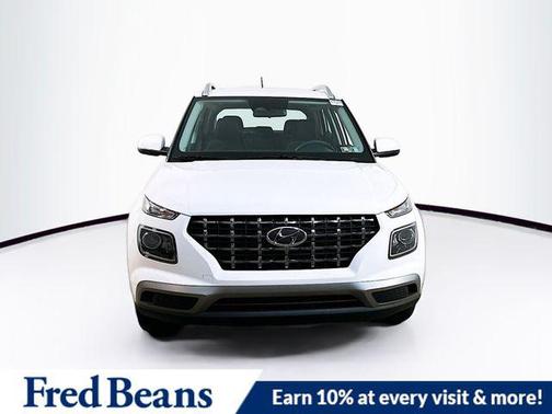 Lunar White 2026 Hyundai VENUE SEL