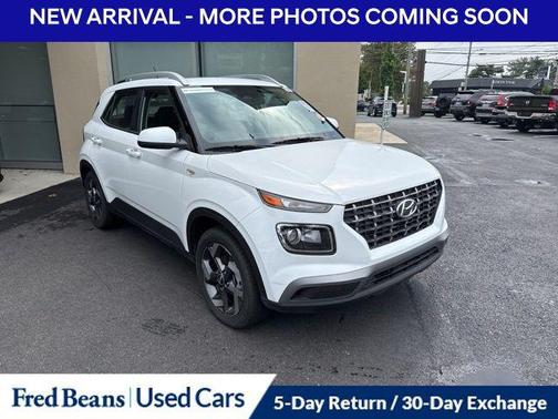 2024 Hyundai VENUE SEL