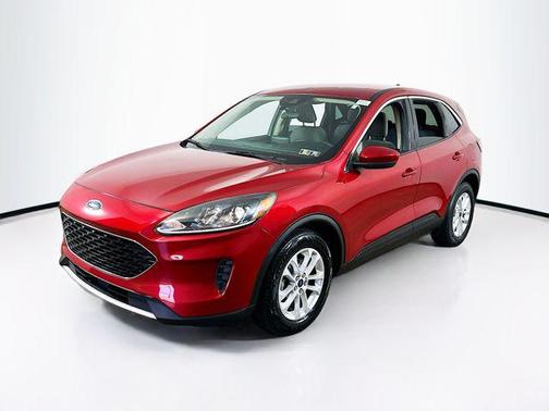 Rapid Red Metallic Tinted Clearcoat 2020 Ford Escape SE
