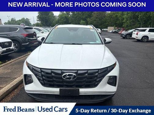 Serenity White Pearl 2023 Hyundai TUCSON SEL