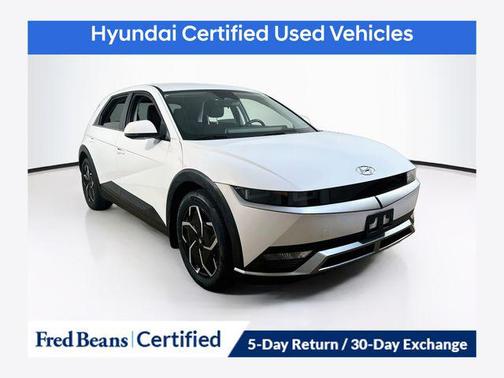 Atlas White 2023 Hyundai IONIQ 5 SE