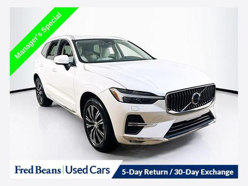 2022 Volvo XC60 B5 Inscription