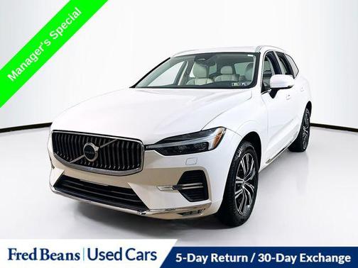 2022 Volvo XC60 B5 Inscription