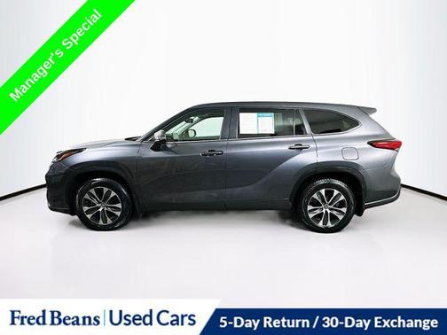 2023 Toyota Highlander XLE