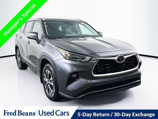 2023 Toyota Highlander XLE