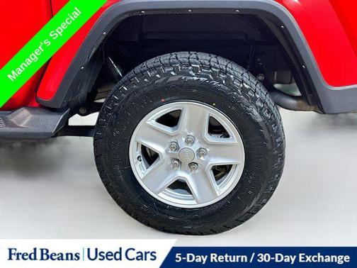 2022 Jeep Gladiator Sport S