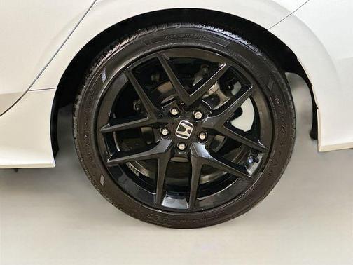 Platinum White Pearl 2024 Honda Civic Sport