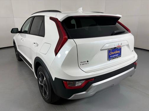2026 Kia Niro LX