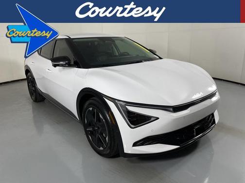 2025 Kia EV6 Wind