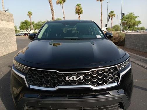 2023 Kia Sorento LX