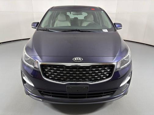 2021 Kia Sedona LX