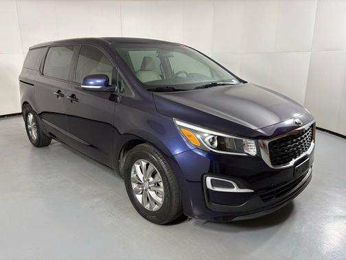 2021 Kia Sedona LX
