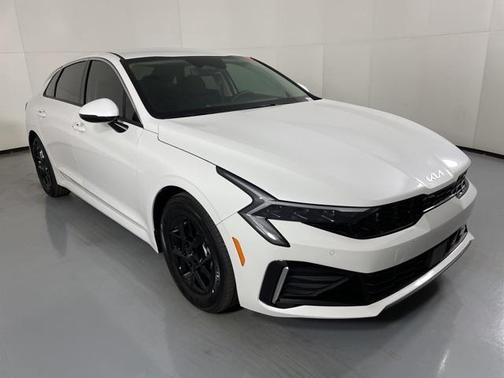 2026 Kia K5 LXS