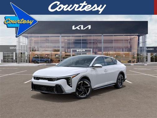 2025 Kia K4 GT-Line