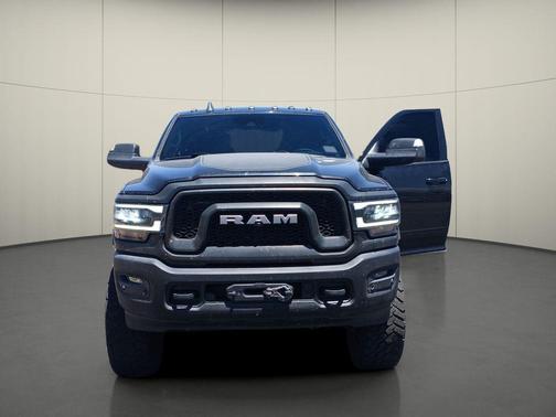 Diamond Black Crystal Pearlcoat 2019 RAM 2500 Power Wagon