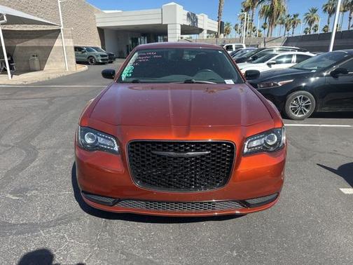 2021 Chrysler 300 Touring