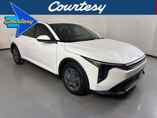 2026 Kia K4 LX