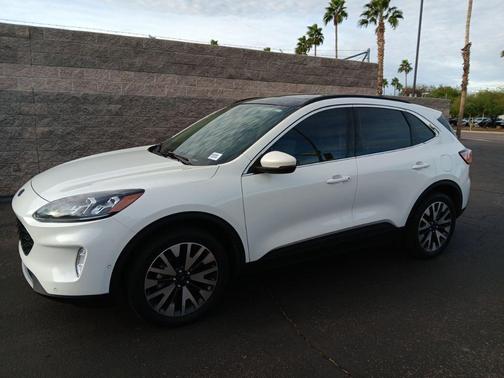 2020 Ford Escape Titanium