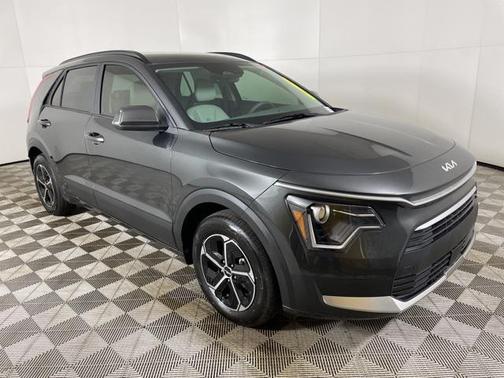 2025 Kia Niro EX