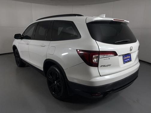 2021 Honda Pilot AWD Black Edition