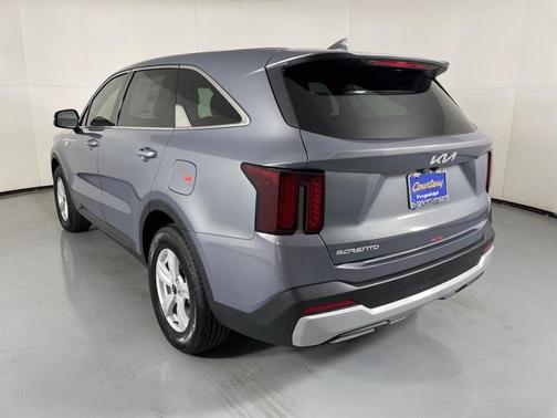 2025 Kia Sorento LX