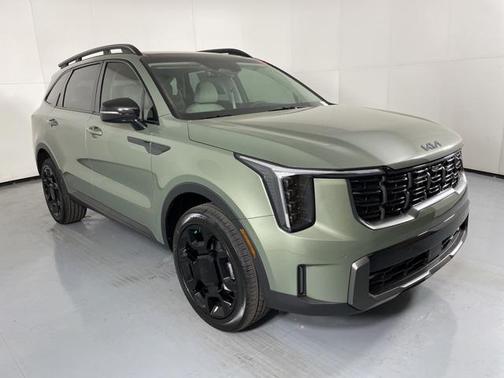 2025 Kia Sorento EX