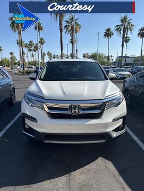 2022 Honda Pilot Touring 8-Passenger