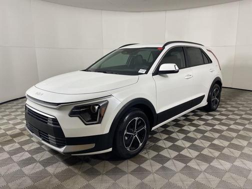 2025 Kia Niro EX
