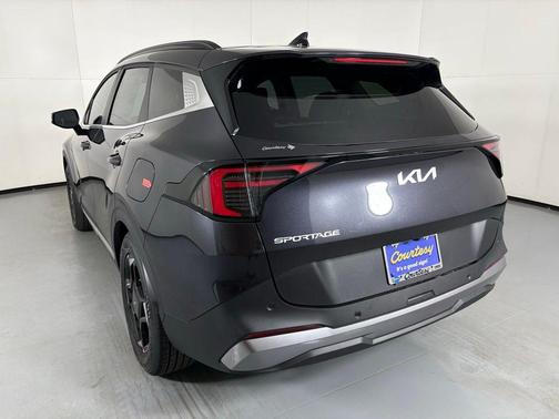 Panthera Metal Gray 2026 Kia Sportage EX