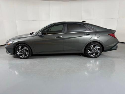 Amazon Gray 2024 Hyundai ELANTRA Limited
