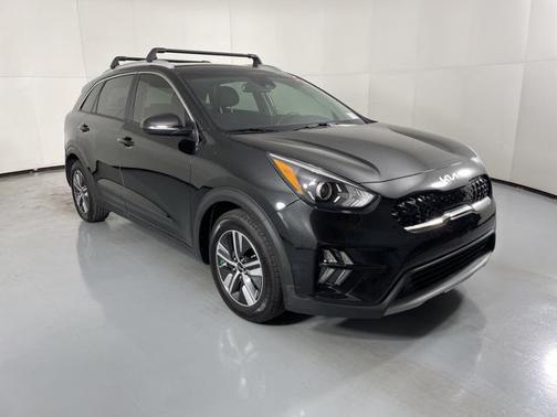 2022 Kia Niro LXS