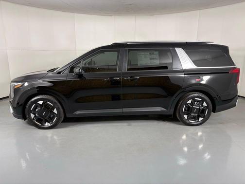 Aurora Black Pearl 2026 Kia Carnival EX
