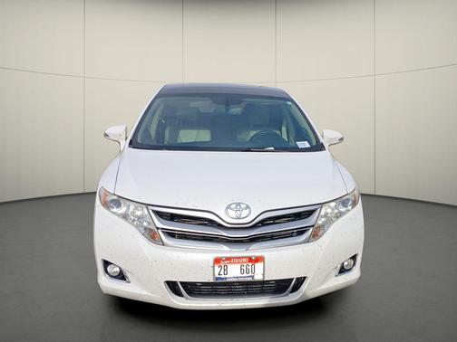 Blizzard Pearl 2014 Toyota Venza XLE