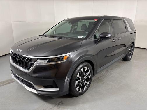 2022 Kia Carnival EX