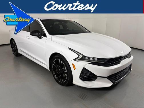 2022 Kia K5 GT-Line
