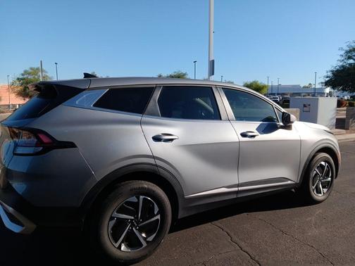 2023 Kia Sportage Hybrid LX