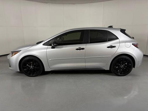 Classic Silver Metallic 2022 Toyota Corolla SE